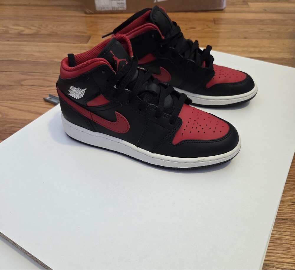 Nike Kids' Air Jordan 1 Mid-Top Sneakers - Black/Red